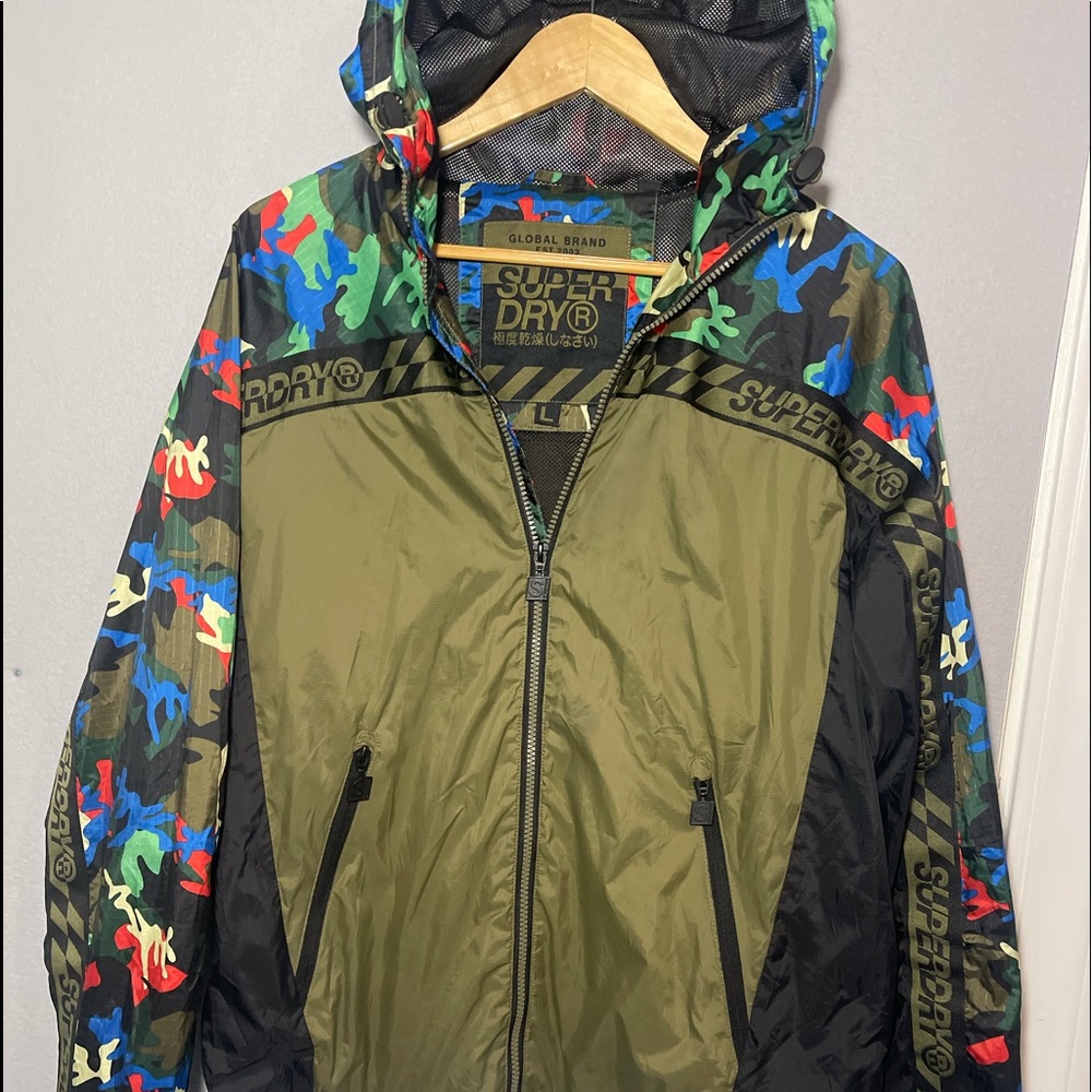 Superdry L rain/wind  urban camouflage jacket.